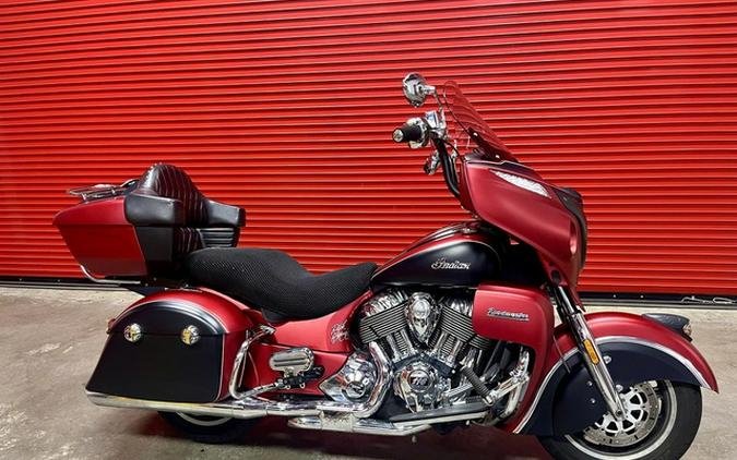 2017 Indian Roadmaster Icon Mesa Red Smoke & Thunder Black