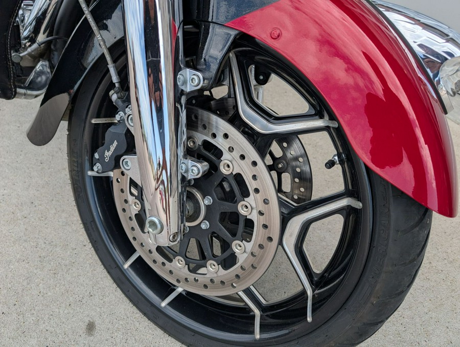 2020 Indian Motorcycle Chieftain® Elite