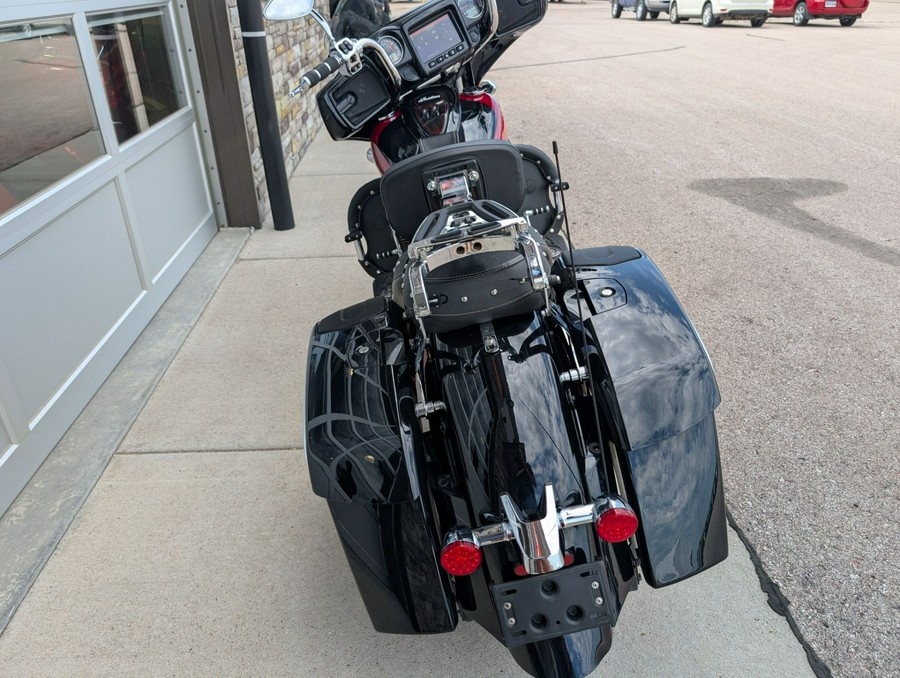 2020 Indian Motorcycle Chieftain® Elite