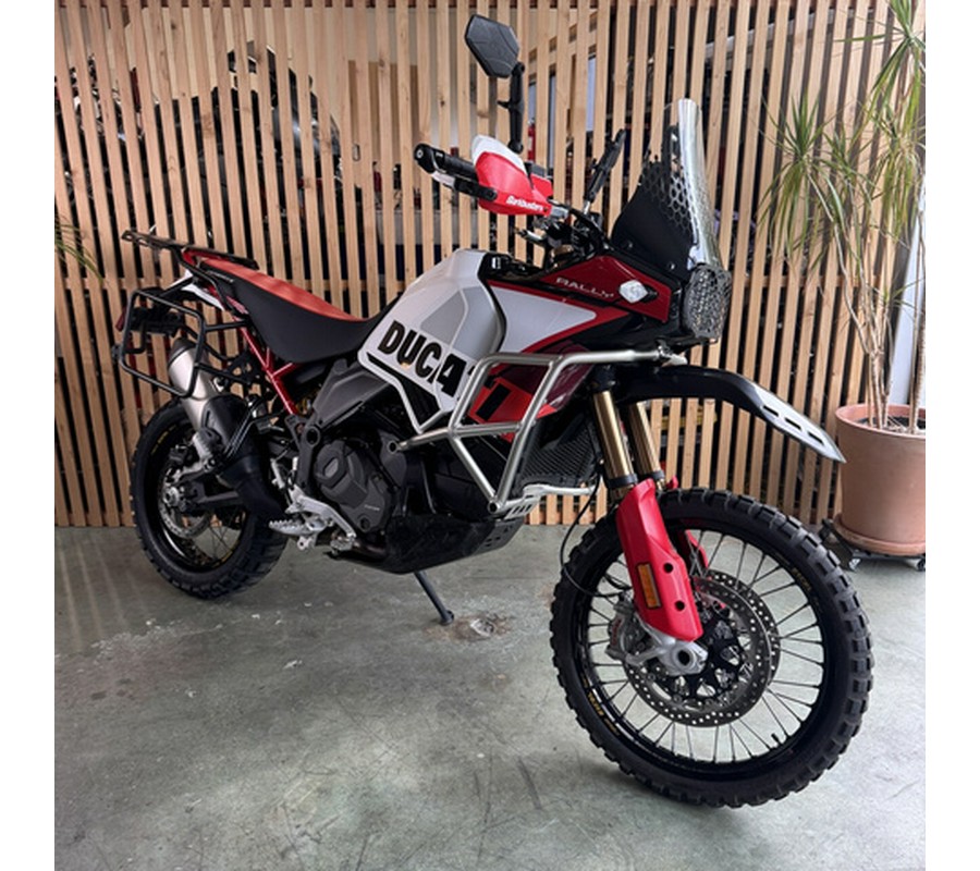 2025 Ducati DesertX RALLY