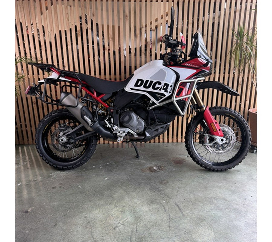 2025 Ducati DesertX RALLY