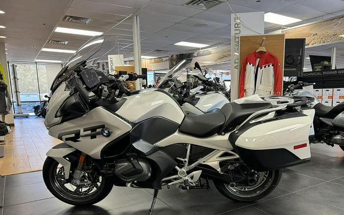 2024 BMW R 1250 RT Alpine White 3