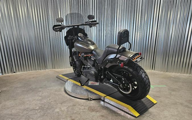 2018 Harley-Davidson Fat Bob 114 INDSTRL GRY DNM