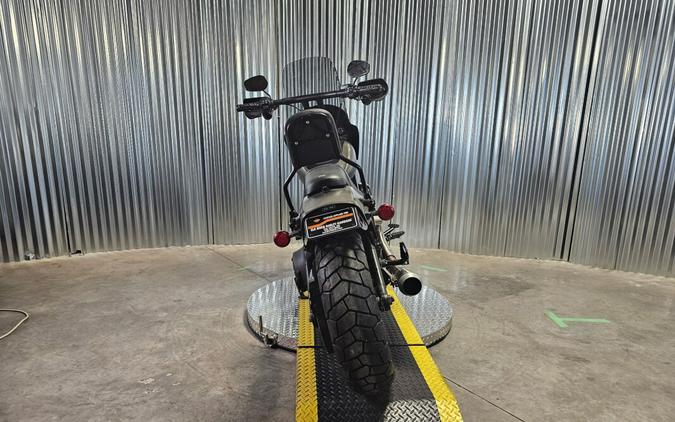 2018 Harley-Davidson Fat Bob 114 INDSTRL GRY DNM