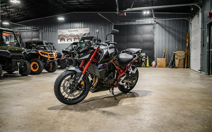 2026 Honda CB750 Hornet E-Clutch