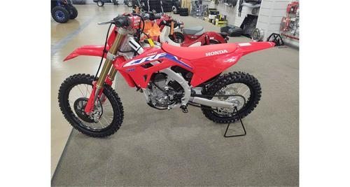 2021 Honda CRF450R Review (12 First Ride Fast Facts from Glen Helen)