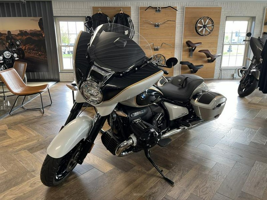 2023 BMW R 18 B 719 Mineral White Metallic