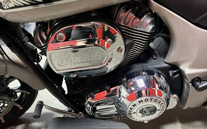 2023 Indian Chieftain Limited Silver Quartz Metallic
