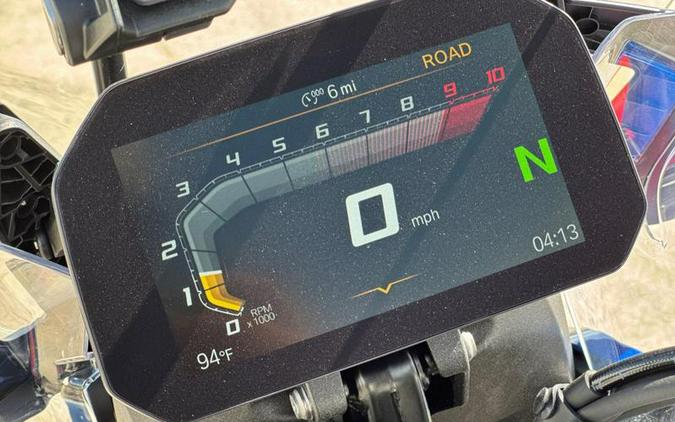 2025 BMW R 1300 GS Light White