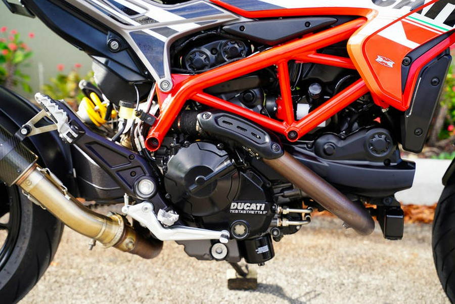 2016 Ducati Hypermotard 939 Red