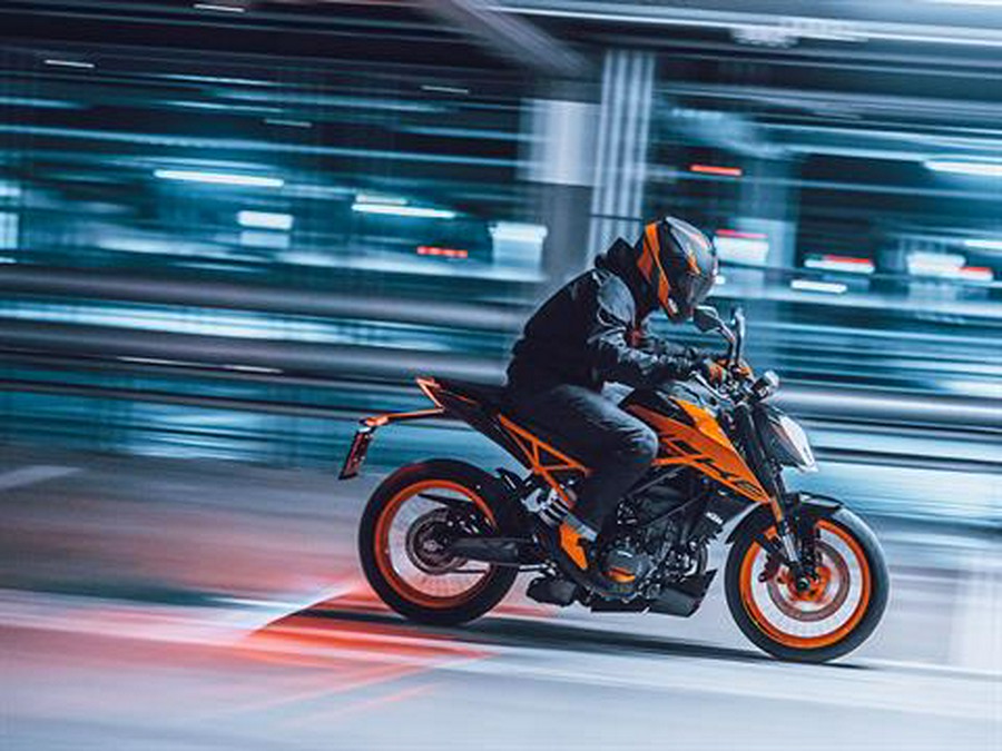 2023 KTM 200 Duke