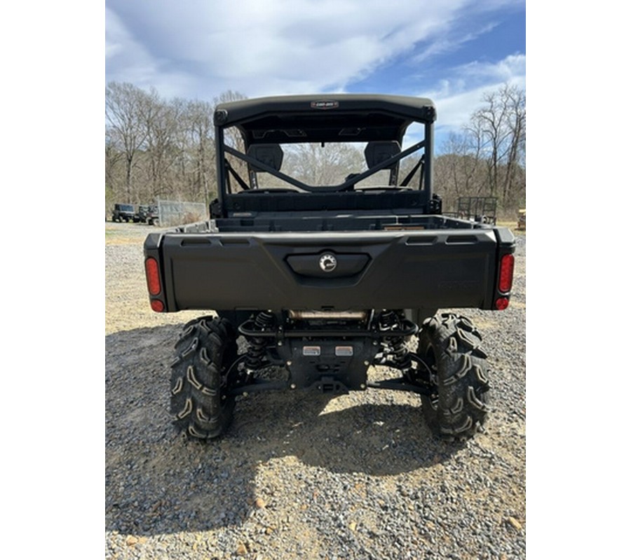 2025 Can-Am Defender DPS HD10
