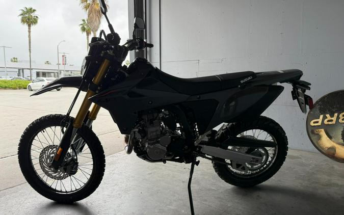 2025 Suzuki DR-Z4S