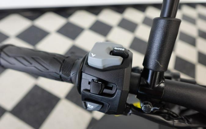 2023 Suzuki GSX-8S CA