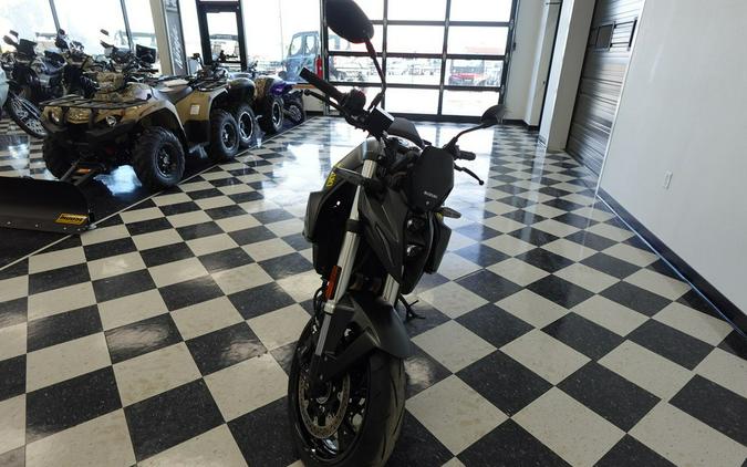 2023 Suzuki GSX-8S CA