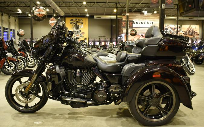 2021 Harley-Davidson CVO Tri Glide