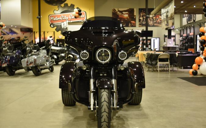 2021 Harley-Davidson CVO Tri Glide