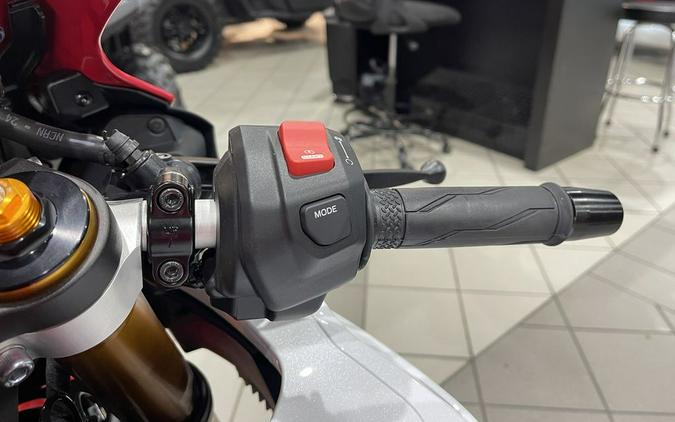 2026 Yamaha YZF-R7 70th Anniversary Edition