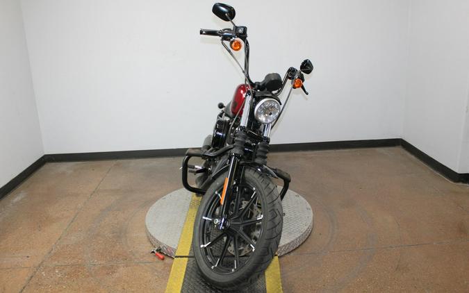 2017 Harley-Davidson® Iron 883™ HC HTRD RED FLK