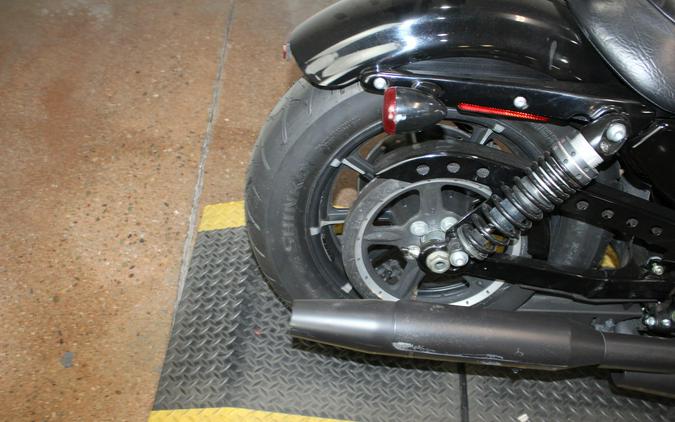 2017 Harley-Davidson® Iron 883™ HC HTRD RED FLK