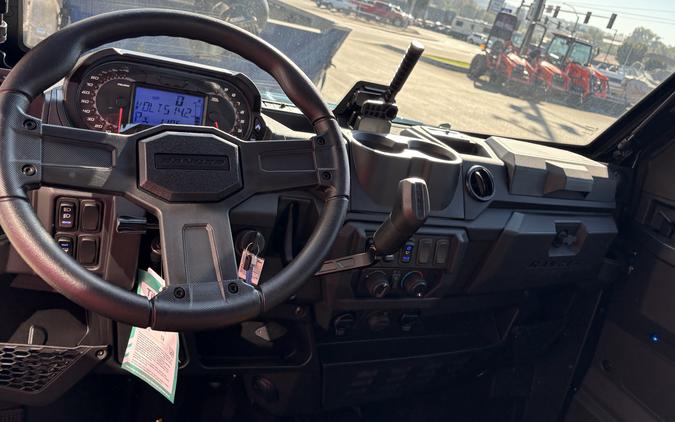 2027 Polaris RANGER CREW XP 1000 NorthStar Premium Blue Labyrinth - 63372