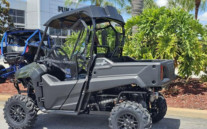 2025 Honda Pioneer 700 Deluxe