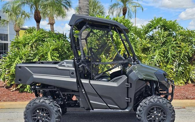 2025 Honda Pioneer 700 Deluxe