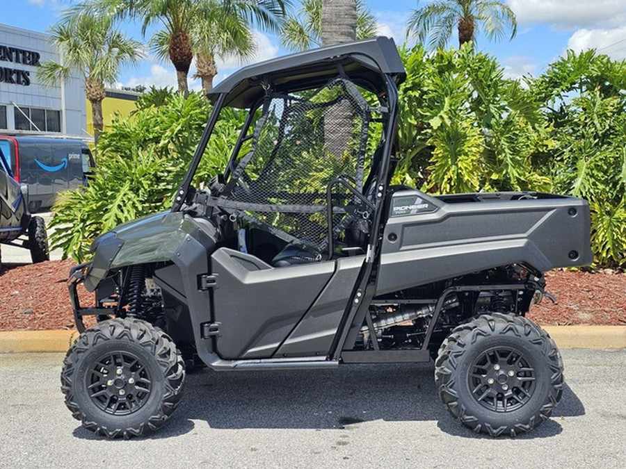 2025 Honda Pioneer 700 Deluxe