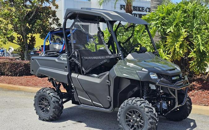 2025 Honda Pioneer 700 Deluxe