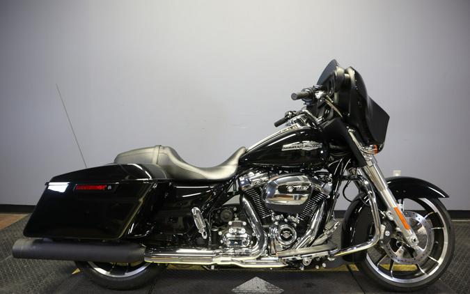 2022 Harley-Davidson Street Glide FLHX