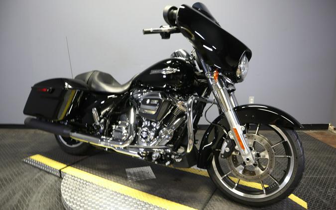 2022 Harley-Davidson Street Glide FLHX
