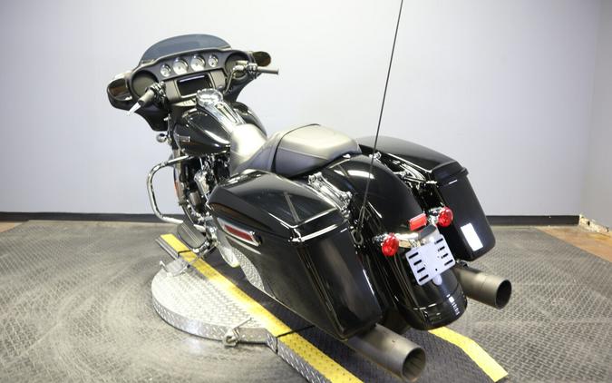 2022 Harley-Davidson Street Glide FLHX