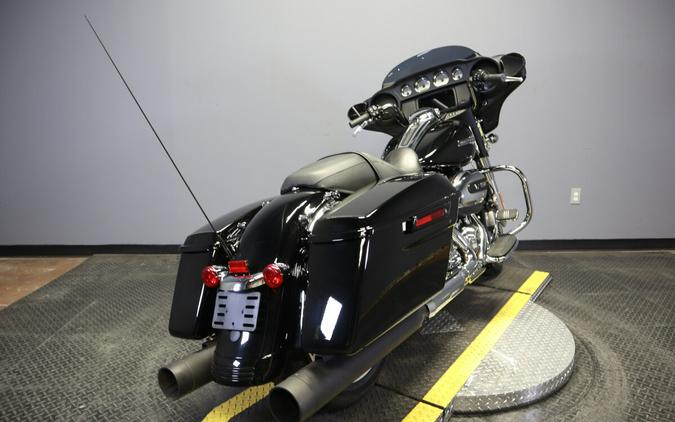 2022 Harley-Davidson Street Glide FLHX