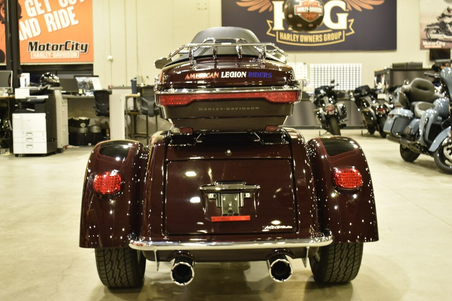 2022 Harley-Davidson Tri Glide Ultra FLHTCUTG