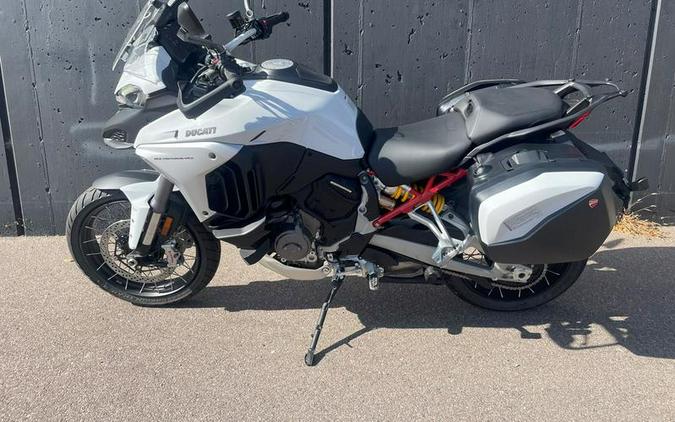 2023 Ducati Multistrada V4S Iceberg White - Spoked Wheels