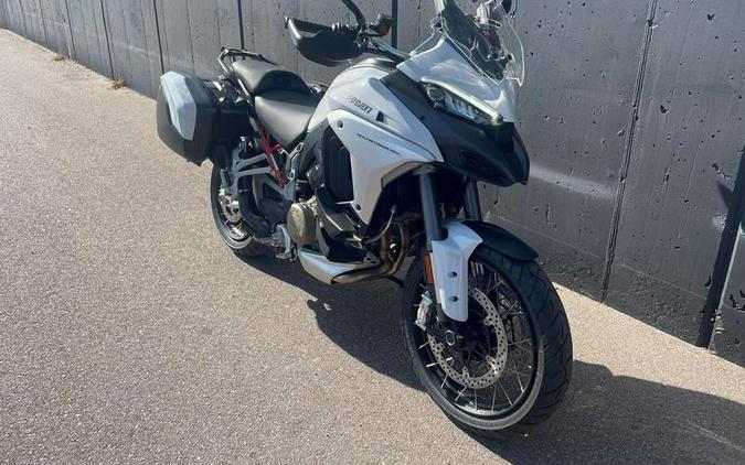 2023 Ducati Multistrada V4S Iceberg White - Spoked Wheels