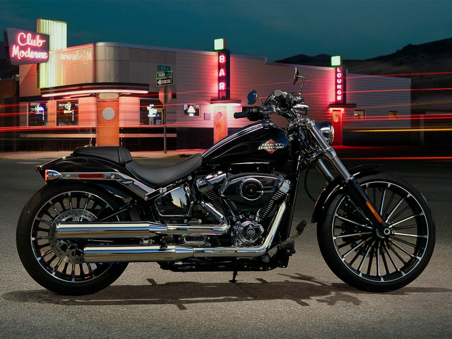 2025 Harley-Davidson Breakout® MDNIGHT FIRSTORM