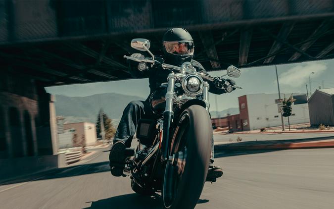 2025 Harley-Davidson Breakout® MDNIGHT FIRSTORM