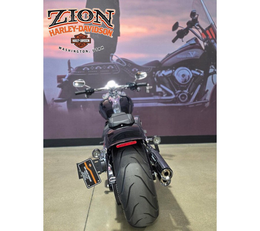 2025 Harley-Davidson Breakout® MDNIGHT FIRSTORM