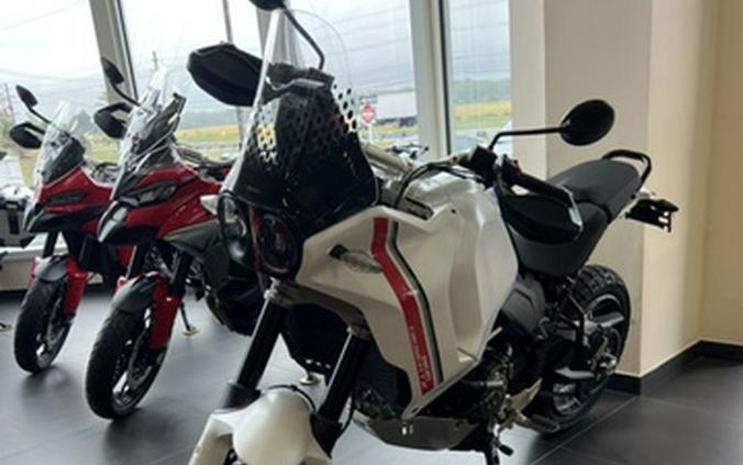 2025 Ducati DesertX