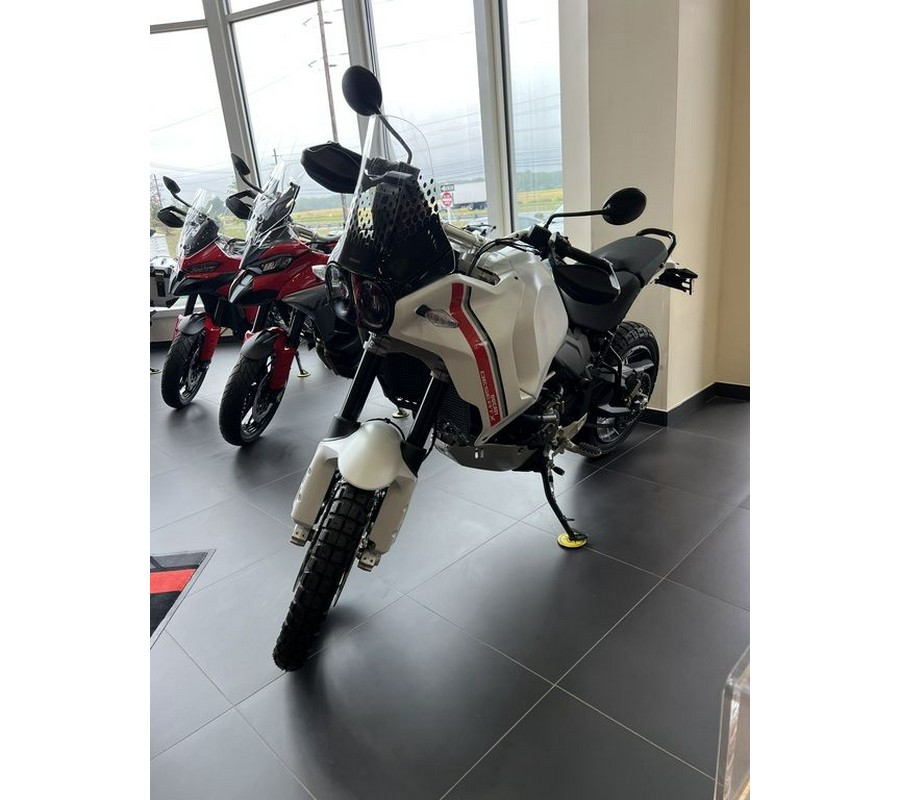 2025 Ducati DesertX