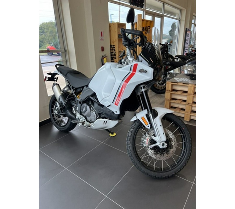2025 Ducati DesertX