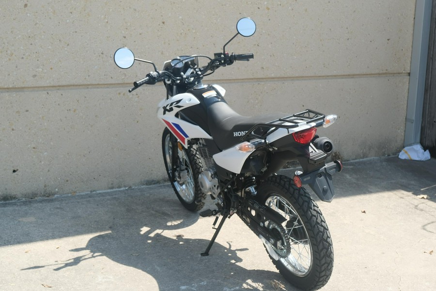 2025 HONDA XR150L