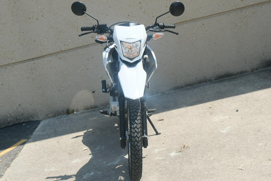 2025 HONDA XR150L