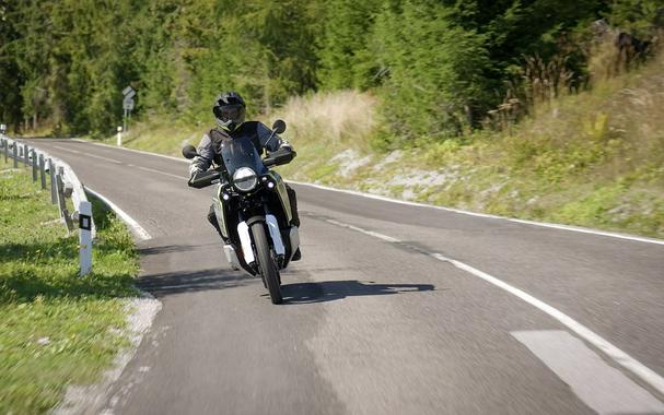 2027 Husqvarna Norden 901