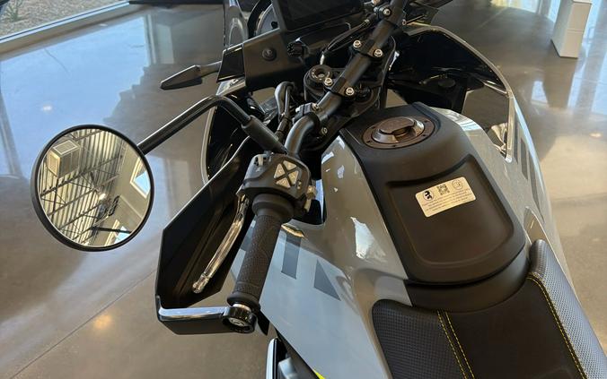 2027 Husqvarna Norden 901