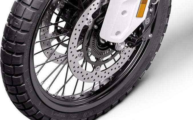 2027 Husqvarna Norden 901