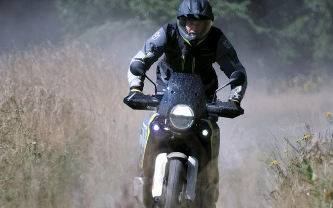2027 Husqvarna Norden 901