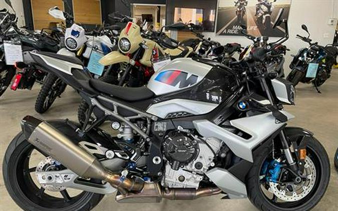2025 BMW M 1000 R