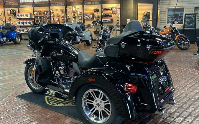 2024 Harley-Davidson Trike FLHTCUTG - Tri Glide Ultra